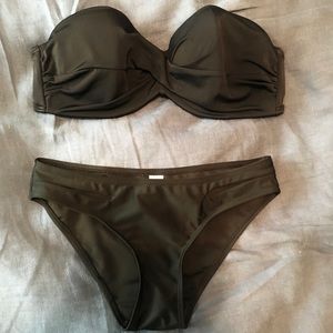 Victoria’s Secret bandeau bikini